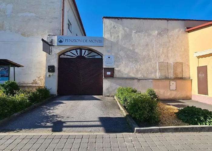De Monte Πανσιόν 2*